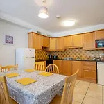 137 - The Townhouse At Gort Na Coiribe By Shortstays Galway