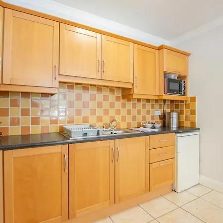 137 - The Townhouse At Gort Na Coiribe By Shortstays Dom wakacyjny