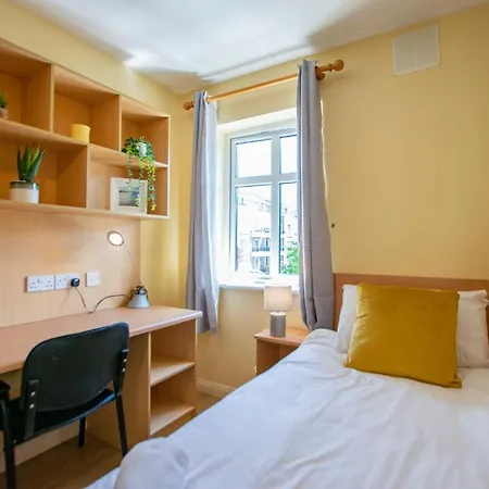 137 - The Townhouse At Gort Na Coiribe By Shortstays *