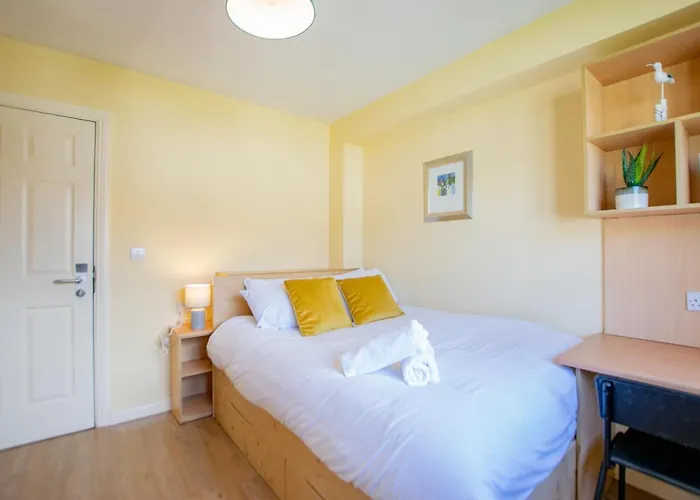 137 - The Townhouse At Gort Na Coiribe By Shortstays Galway