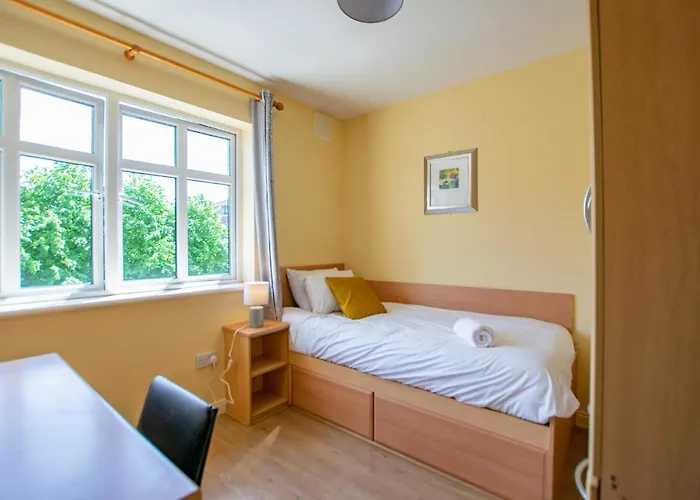Ferienhaus 137 - The Townhouse At Gort Na Coiribe By Shortstays Galway