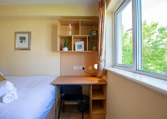 137 - The Townhouse At Gort Na Coiribe By Shortstays 別荘